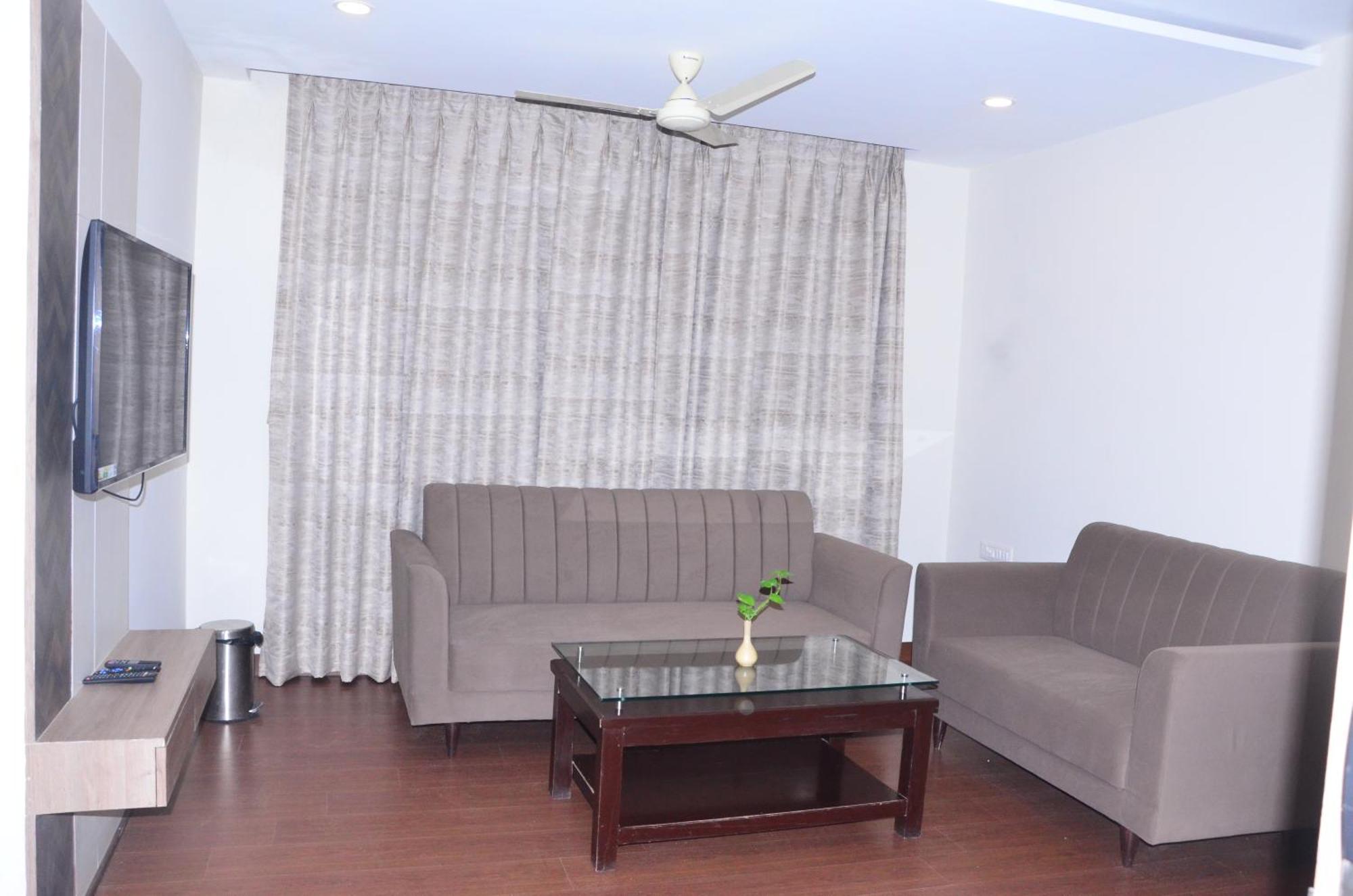 Hotel Nand Residency Ghazipur Eksteriør bilde